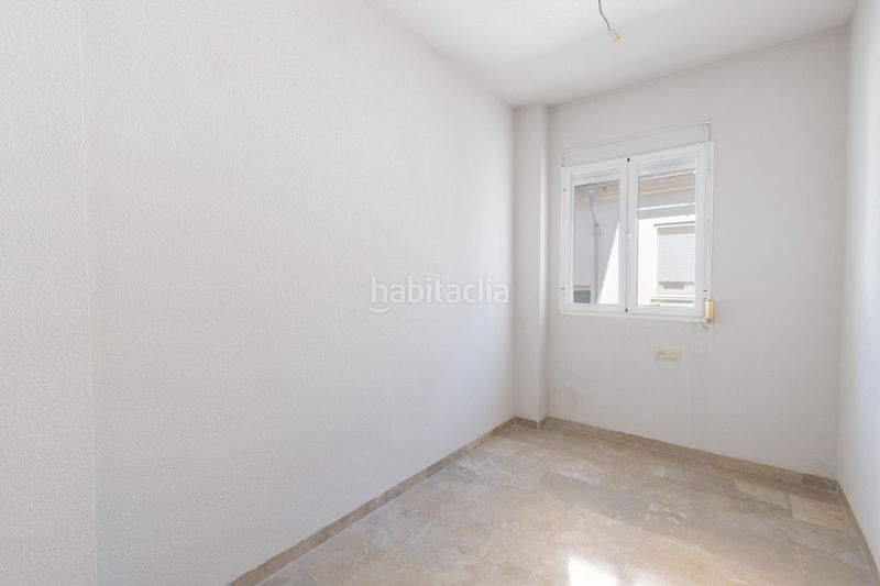 Foto 7042e40d-7104-4441-b0c0-3b87b0d0f84a. Piso magnifico piso con dos plazas de garaje ! en Cenes de la Vega