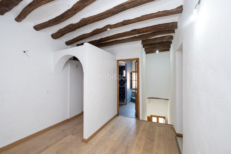 Foto 51263f0f-b5c3-498d-8bed-1b46c7d324a1. Casa adossada a Torvizcón