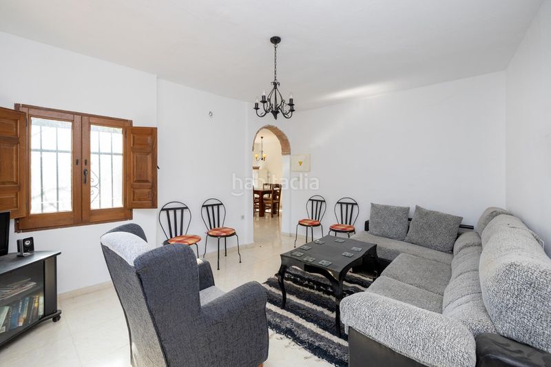 Foto 536bd253-1059-4172-8385-fef3845a7bc0. Casa amb aparcament a Órgiva