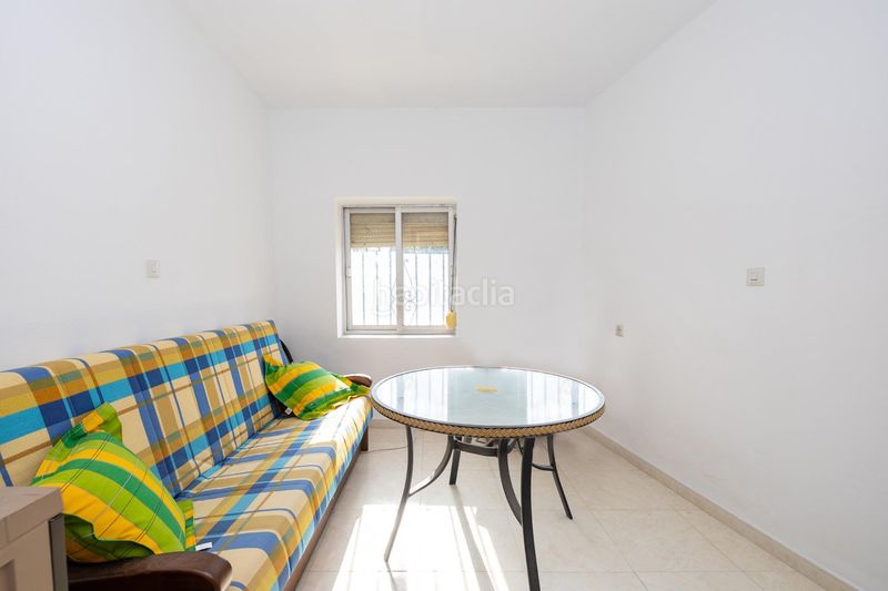 Foto 7b94d1e6-4a1d-43fc-82bf-4435096b6a90. Casa amb aparcament a Órgiva