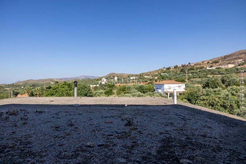 Foto ed739947-74a3-4999-90b3-521c03163931. Casa amb aparcament a Órgiva