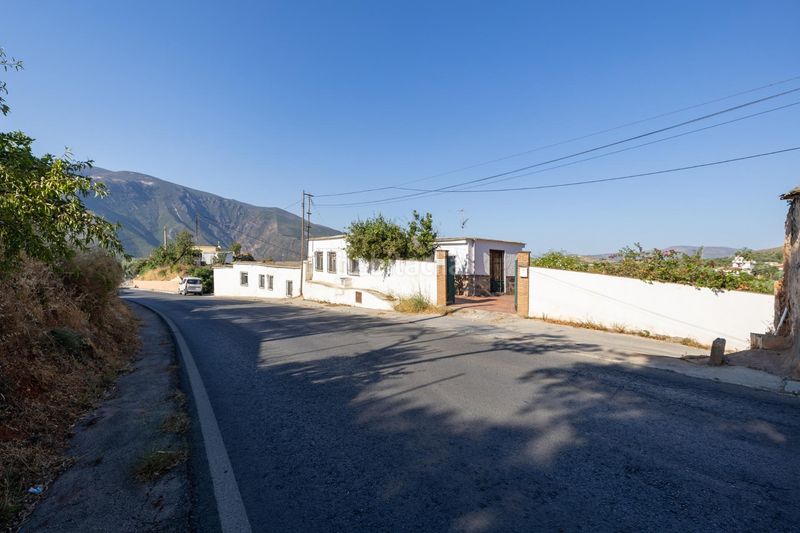 Foto ee291c7c-196e-45dc-932d-30b5501ddca0. Casa amb aparcament a Órgiva