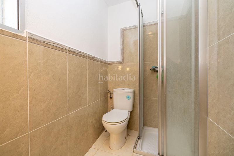 Foto f6eafdab-1efe-4d83-998e-1548d03c88bb. Casa amb aparcament a Órgiva