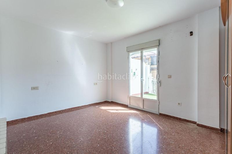 Foto 757253b9-a548-4915-a190-e47c69b479fd. Casa adossada amb aparcament a Huétor Vega