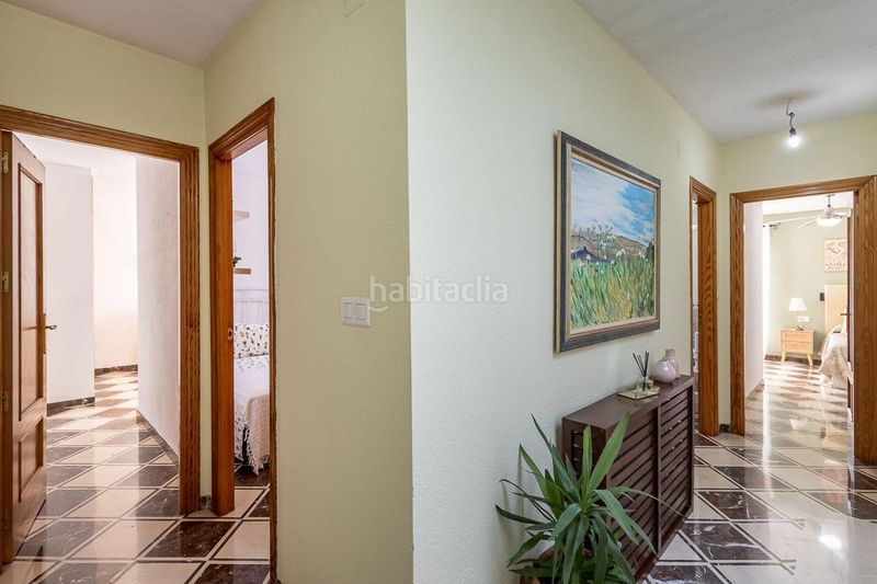Foto f2583919-6b91-4df6-b1cc-619071192623. Casa amb calefacció aparcament a Gójar