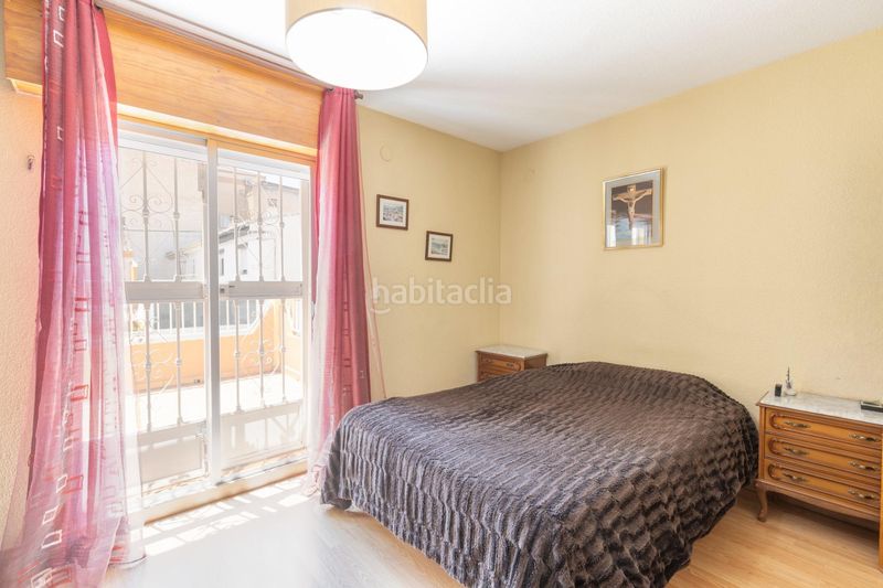 Foto dc795f6e-d61d-47d5-b8ae-18f5e360c84e. Casa adossada amb calefacció aparcament a Avda. De los Ogíjares Armilla