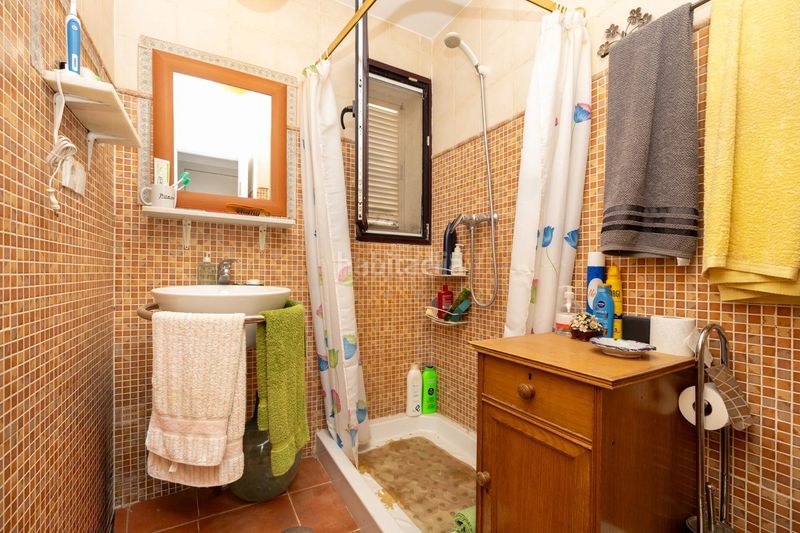 Foto dd7daa8e-ea67-48d2-89b1-66ef11c68a46. Casa amb calefacció a Quéntar