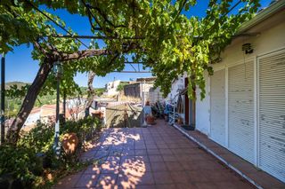 Casa  Calle solana la (toc). Casa reformada con terraza y vistas panorámicas en tocón de quén