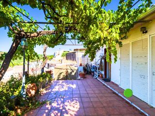 Haus  Calle solana la (toc). Casa reformada con terraza y vistas panorámicas en tocón de quén