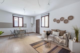 Flat  Calle de ronda de belén 22. Vivienda totalmente reformada en el corazón de santa fe.
