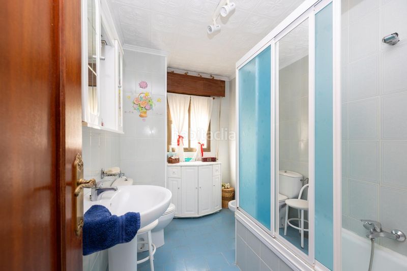 Foto 5234443b-e551-4fc6-a500-a815209be5c3. Casa amb aparcament a Dúdar