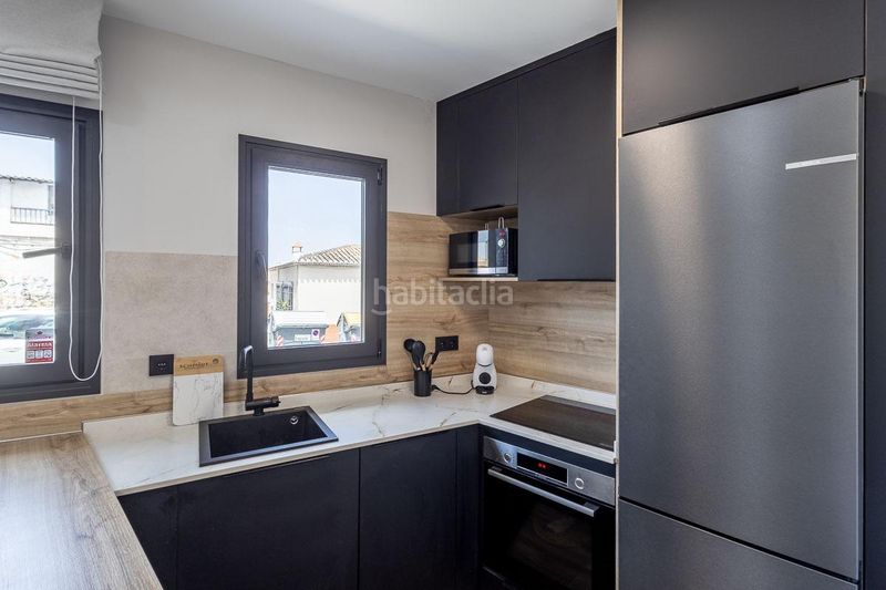 Foto 84c863de-d2bd-4170-a1e1-5e4051bf9bc9. Estudio  de reciente construcción con piscina, garaje y zonas comunes en Granada