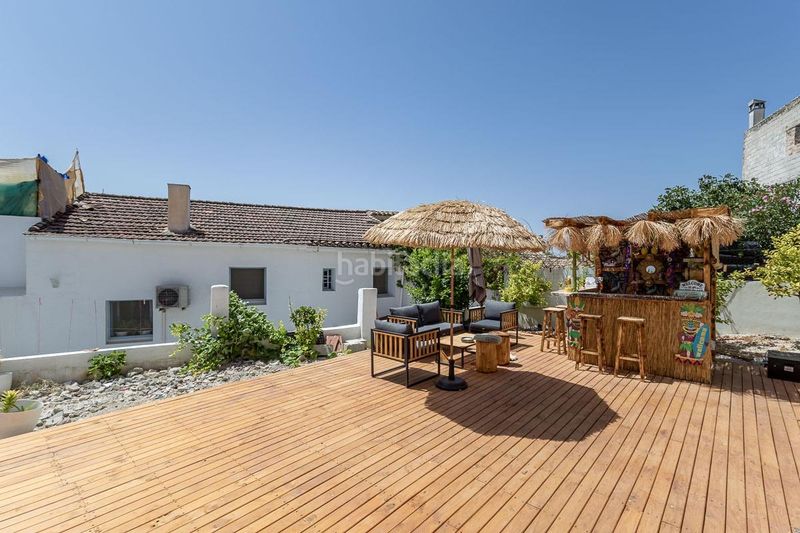 Foto df0e85e4-80e6-49aa-b2cb-cef0a11d4500. Casa amb aparcament a Moclín