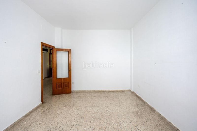 Foto 9106983d-e5ea-4587-8bd2-db1311fe9fbf. Casa amb aparcament a Fuente Vaqueros