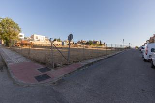 Terreny residencial a Avenida la libertad 4. Bonito solar en venta