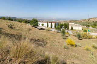Terreny residencial a Alfacar. Terreno urbano en alfacar, perfecto para inversionistas