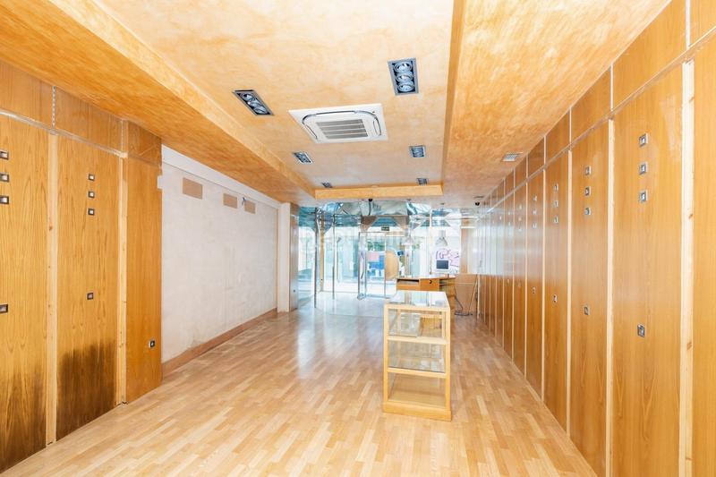 Foto 13cf9fee-3f9c-4806-88e3-e27a1a621686. Locale commerciale in San Matías - Realejo Granada