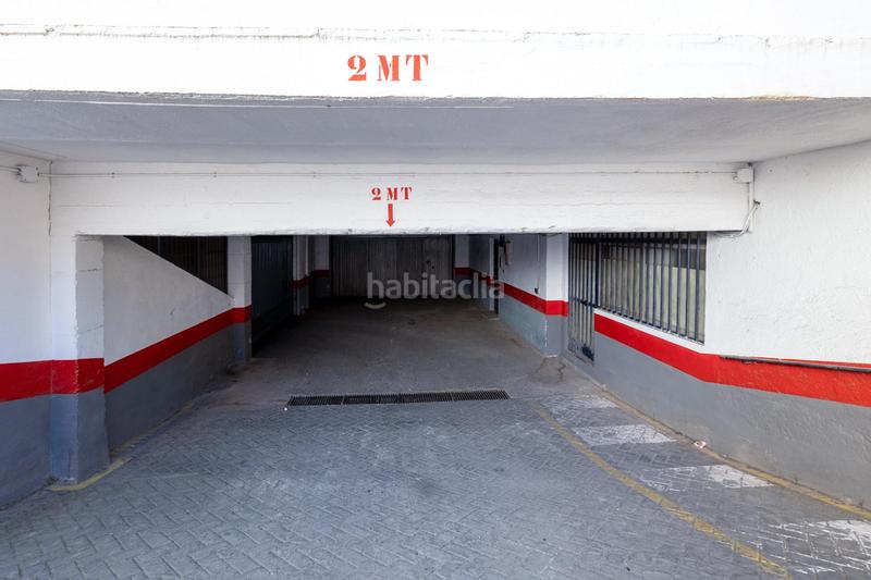 Foto a1581cd2-10cb-47b6-b111-58b559041093. Posto auto in Barrio de Zaidín Granada