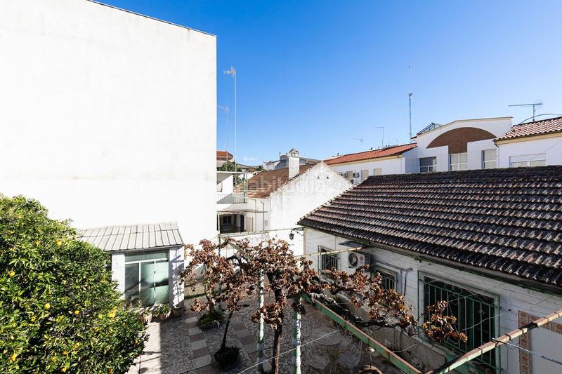 Foto 0260934f-e3a8-4acd-b014-93c41b765006. Casa gran oportunidad para invertir en el centro ! en Albolote