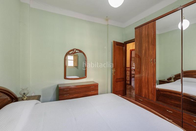 Foto 0355be1a-5bc0-4cb7-92fe-4b7fa56bd31f. Casa gran oportunidad para invertir en el centro ! en Albolote