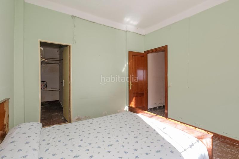 Foto 8ab9a4d1-f547-40af-9651-836188c7ccbe. Casa gran oportunidad para invertir en el centro ! en Albolote
