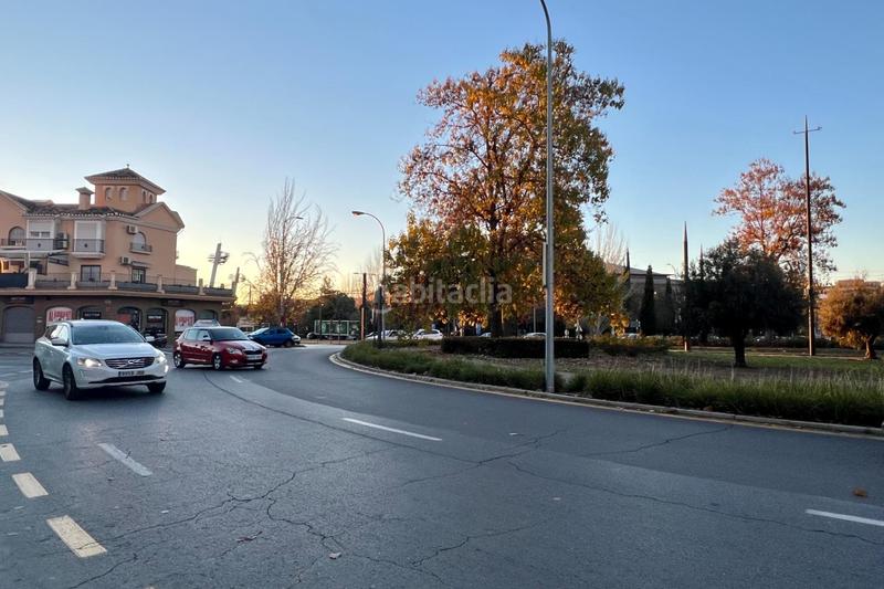 Foto 8a8bfb7c-78d8-4d63-b944-8e4b3f699fef. Locale commerciale in Barrio de Zaidín Granada