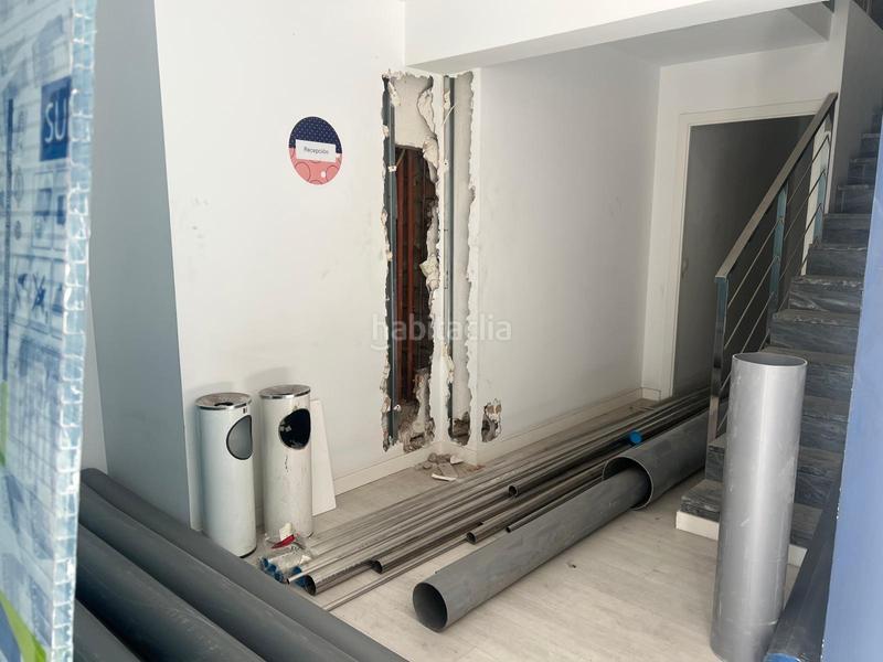 Foto 56665b16-9b56-4eb8-b757-b7e88a9db160. Lloguer local comercial a Centro - Sagrario Granada