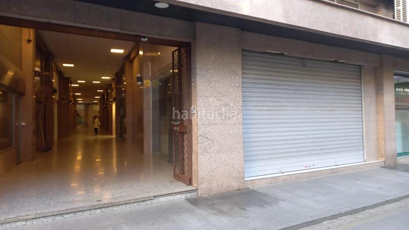 Foto 8b66c764-d78d-4273-a800-8fd7b3cd3440. Rent business premise in Centro - Sagrario Granada