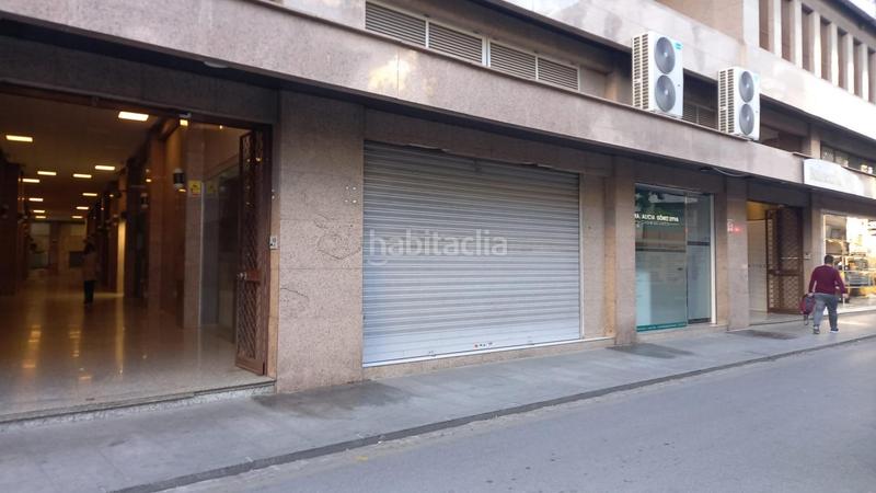 Foto e285ed56-7dd0-4e67-b15f-bf11649ad920. Rent business premise in Centro - Sagrario Granada