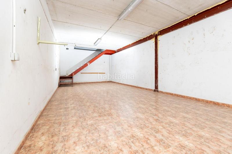 Foto cac39bdf-9c66-4b9b-9d0d-e12329fe1f57. Local comercial en Peligros