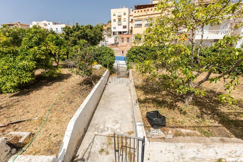 Foto bf5ffb23-d2ec-43ef-a6aa-299a71050472. Terreny residencial a La Herradura Almuñécar