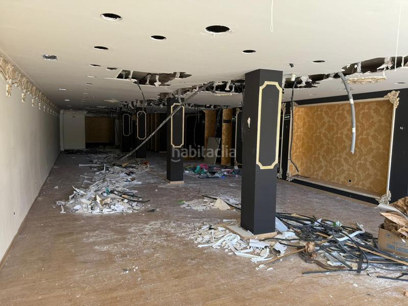 Foto a15fd899-eaba-4fb3-b0fd-7ac036352d0c. Alquiler local comercial en Plaza de Toros Granada