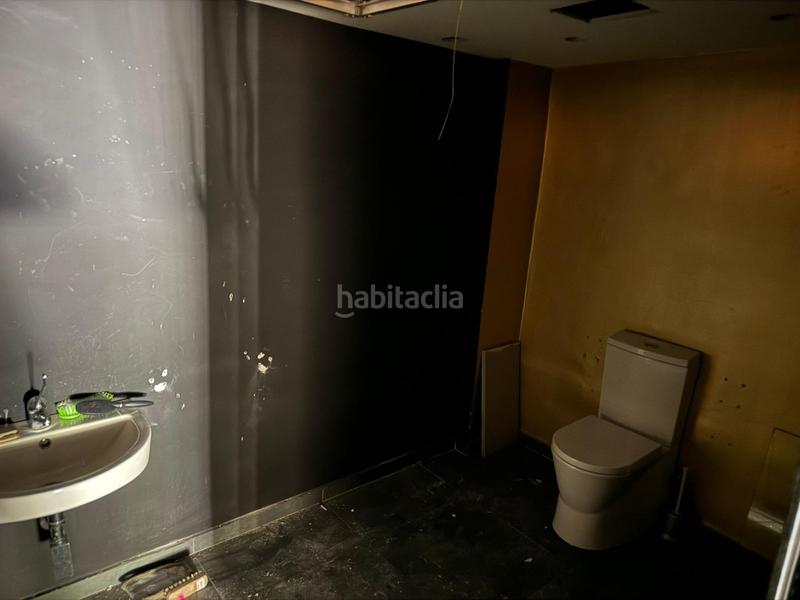 Foto 0b6086ff-fd02-4c40-a0a8-1b6033c1d4e8. Lloguer local comercial a Plaza de Toros Granada