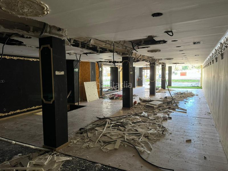 Foto 421ae32d-329e-43ca-b172-81f24f55a16d. Lloguer local comercial a Plaza de Toros Granada