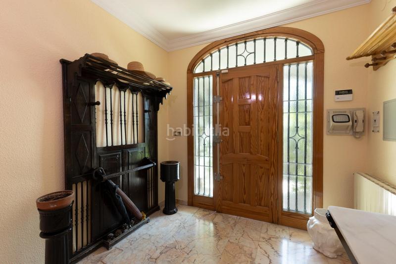 Foto 98ce01b6-6dab-435d-9c7a-3e3300882227. Chalet magnifico chalet con amplios jardines y piscina en cortijo del aire! en Albolote