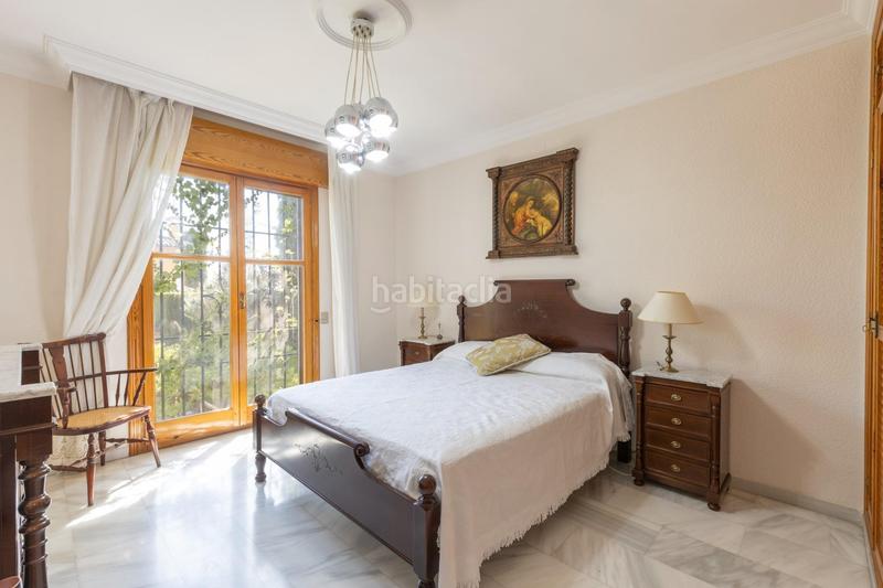 Foto f32a2dc1-eaed-4f64-9d2f-8fa2e9786236. Chalet magnifico chalet con amplios jardines y piscina en cortijo del aire! en Albolote