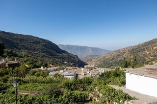 Semi detached house in Bubión. Vivienda rústica en bubión  alpujarra granadina