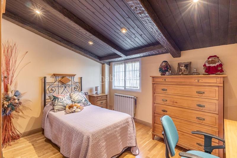 Foto cd3e5f52-f61d-4e70-b322-1037210b72c9. Chalet  en Iznalloz