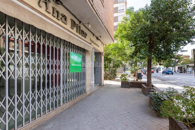 Foto 8754c615-7dd6-4769-bf86-bc8428198875. Rent business premise in Cervantes Granada