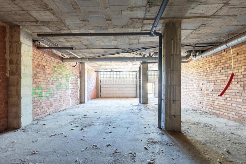 Foto 74e9915b-14a2-414e-ac19-ba73064b12fe. Local comercial  en el Campus de la Salud en Granada