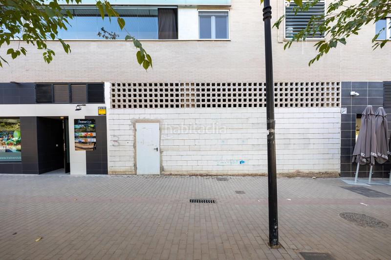 Foto 9aba8fe1-1730-4fc3-8bf5-6fd9c80a9126. Local comercial  en el Campus de la Salud en Granada
