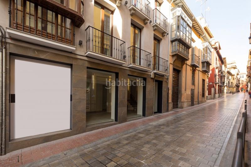 Foto 6fc6083a-7e93-4e50-9b0e-302ec4ef8e8f. Local comercial local en vertical alquilado a empresa ociohosteleria en Granada