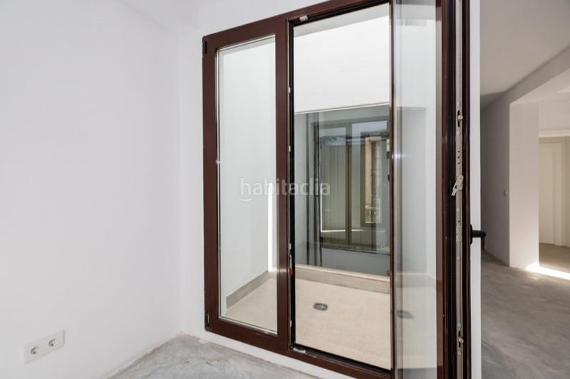 Foto a747c9f1-14f6-4ddb-aa8d-50e4fd0d4004. Local comercial local en vertical alquilado a empresa ociohosteleria en Granada