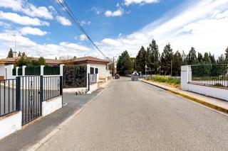 Terreny residencial a Albolote. Solar urbanización parque del cubillas