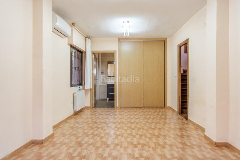 Foto 79ca753f-c77b-49ae-bc00-d7389fa03eaf. Chalet  independiente con la mejor parcela en la prestigiosa urbanización de el serrallo en Granada