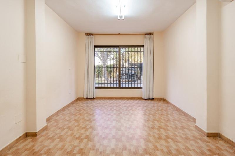 Foto c9472163-78de-4795-82a8-a9ab942b2828. Chalet  independiente con la mejor parcela en la prestigiosa urbanización de el serrallo en Granada