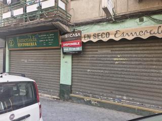 Location Local commercial à Plaza de Toros