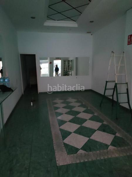 Foto 7086345e-b8b2-482e-b3ae-8d1cb299a2c7. Local comercial a Plaza de Toros Granada