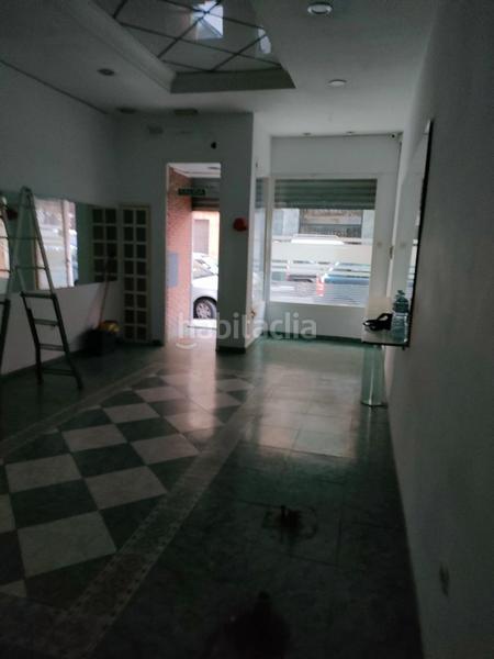 Foto c1009973-f4db-49f8-8819-52b9a5948283. Local comercial a Plaza de Toros Granada