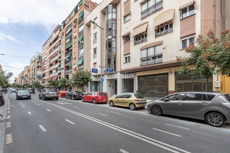 Foto ba3d01f4-69df-436f-a5bd-987c09955853. Locale commerciale in Camino de Ronda Granada